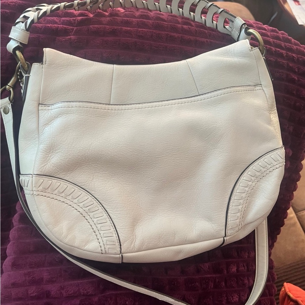 Like new Coach cream leather crossbody bag - Picture 4 of 5